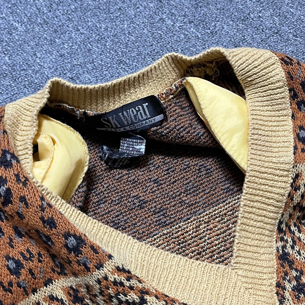 Vintage SK Wear Sweater Small Brown Leopard Fair Isle V-Neck Knit 90s Retro - Picture 7 of 8